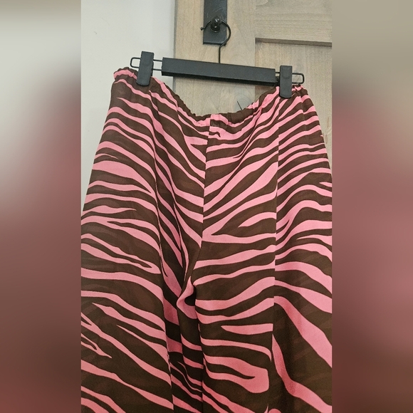 MICHAEL KORS Zebra Print Wide Leg Pants Tie Front Sheer Pants.Pink/brown. Size M - Picture 8 of 14